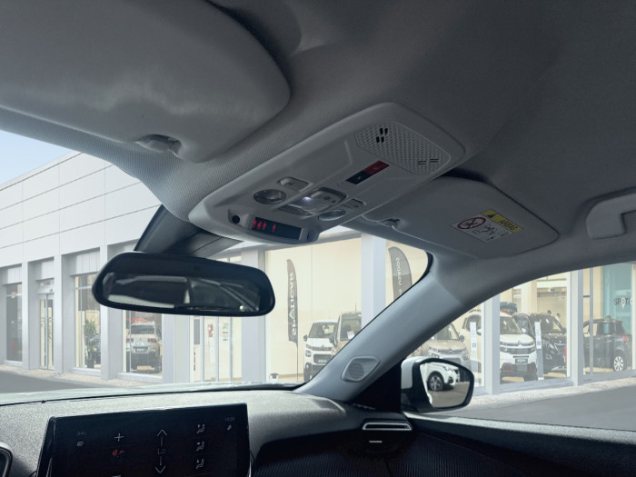 Peugeot 2008 PureTech 130 S&S BVM6 Roadtrip
