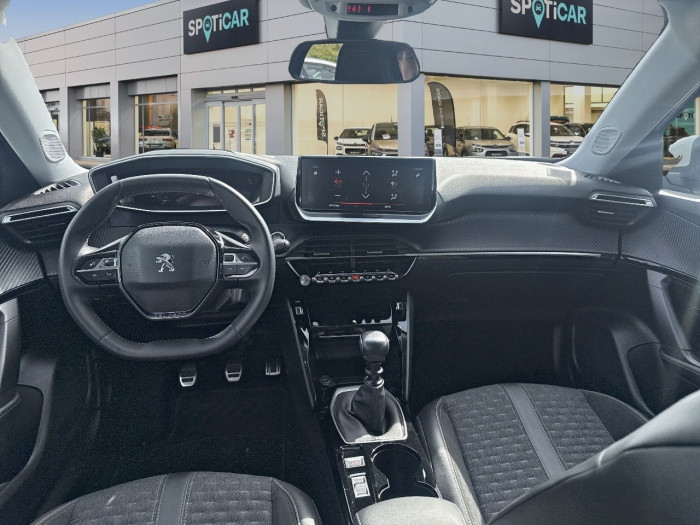 Peugeot 2008 PureTech 130 S&S BVM6 Roadtrip