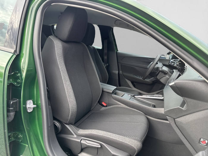 Peugeot 308 PureTech 130ch S&S EAT8 Active Pack