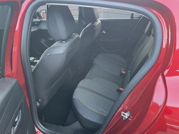Peugeot 208 Hybrid 110 e-DCS6 série spéciale ENVY
