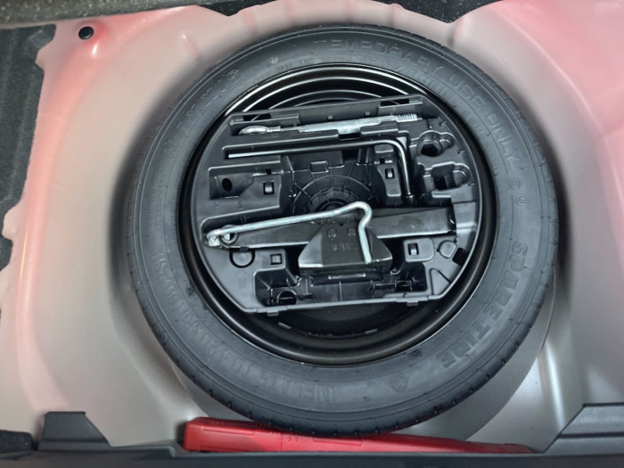 Peugeot 208 Hybrid 110 e-DCS6 série spéciale ENVY