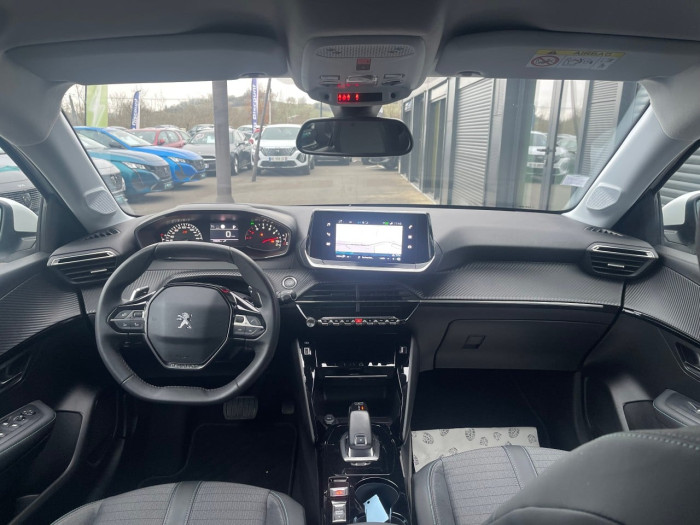 Peugeot 208 PureTech 100 S&S EAT8 Allure
