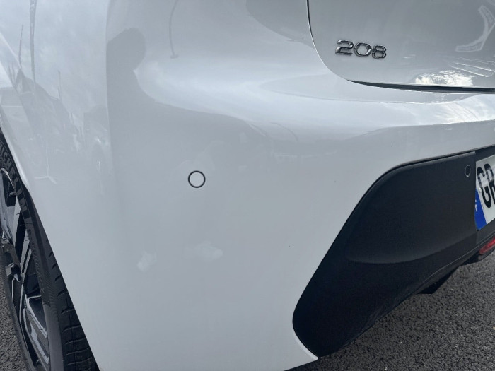 Peugeot 208 PureTech 100 S&S EAT8 Allure