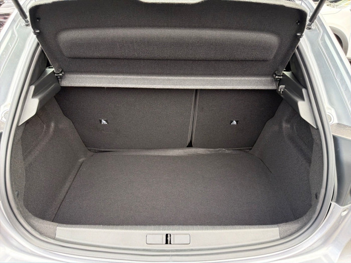 Peugeot 208 Hybrid 100 e-DCS6 Style
