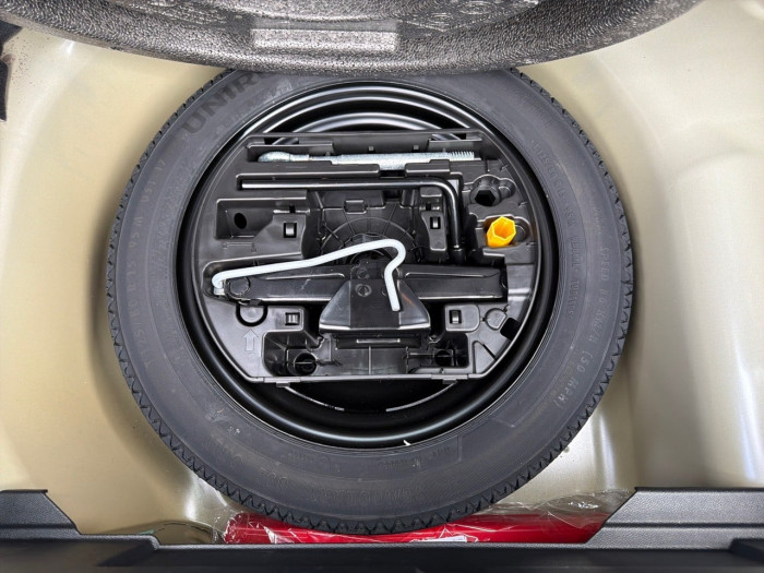 Peugeot 208 Hybrid 100 e-DCS6 Style