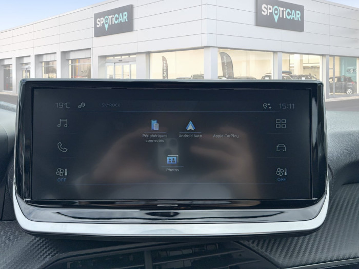 Peugeot 208 Hybrid 100 e-DCS6 Style