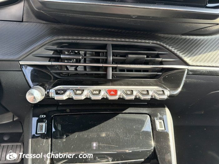 Peugeot 2008 BlueHDi 130 S&S EAT8 Allure