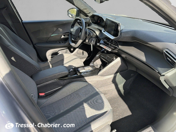 Peugeot 2008 BlueHDi 130 S&S EAT8 Allure
