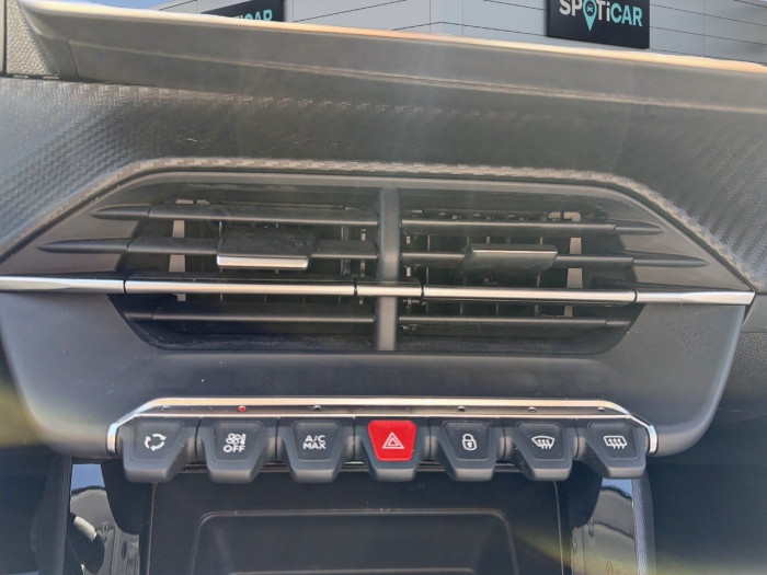 Peugeot 208 PureTech 75 S&S BVM5 Like