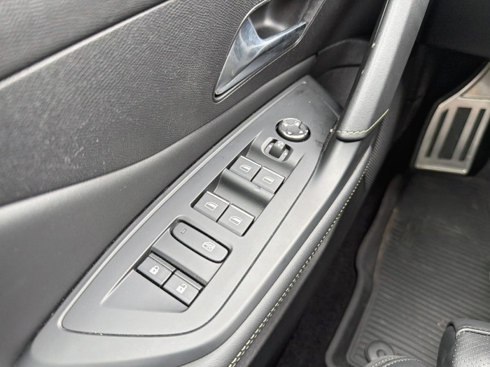 Peugeot 408 PureTech 130 ch S&S EAT8 GT