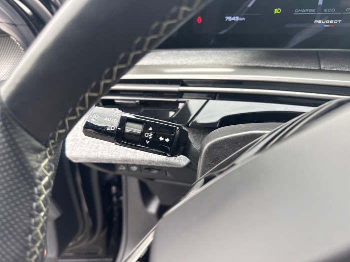 Peugeot 3008 Nouveau Hybrid 145 e-DCS6 GT