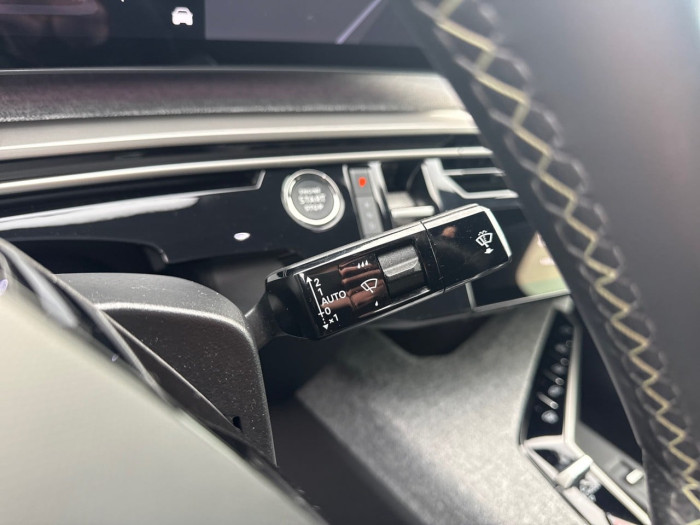 Peugeot 3008 Nouveau Hybrid 145 e-DCS6 GT