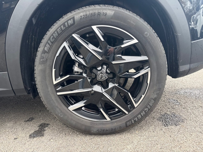 Peugeot 3008 Nouveau Hybrid 145 e-DCS6 GT