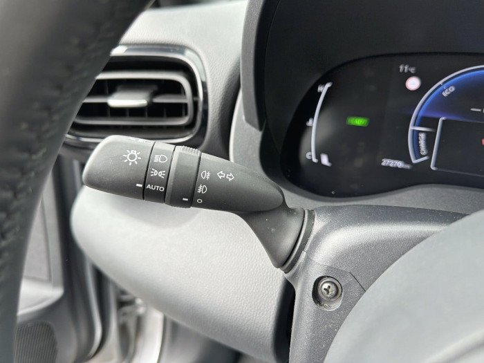 Toyota YARIS CROSS HYBRIDE Nouveau 130h 2WD Design