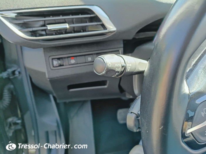 Peugeot 3008 Hybrid 225 e-EAT8 Allure