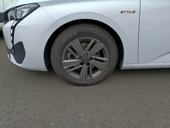 Peugeot 308 Hybrid 136 e-DCS6 Style