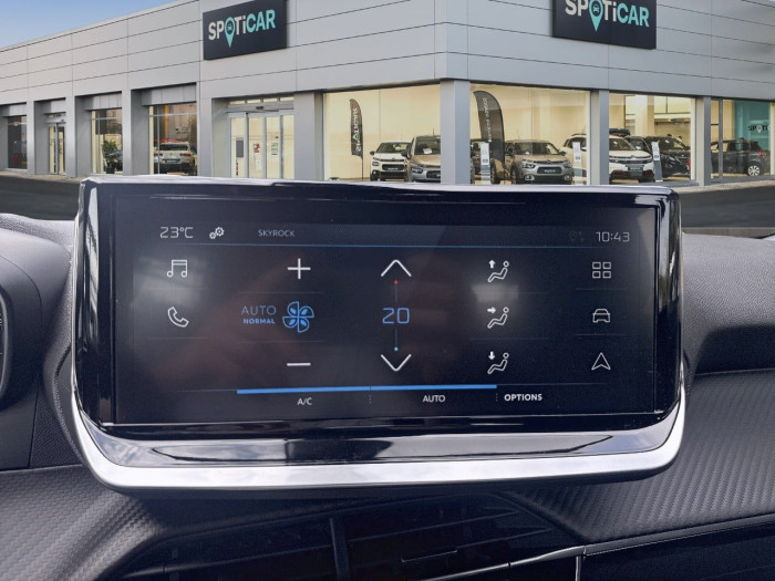 Peugeot 2008 Nouveau Hybrid 145 e-DCS6 Style