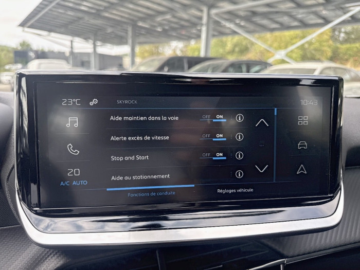 Peugeot 2008 Nouveau Hybrid 145 e-DCS6 Style