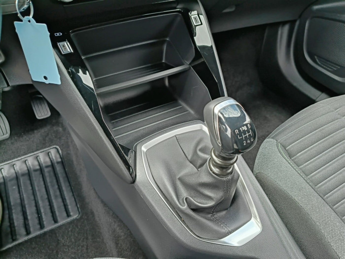 Peugeot 2008 PureTech 100 S&S BVM6 Active