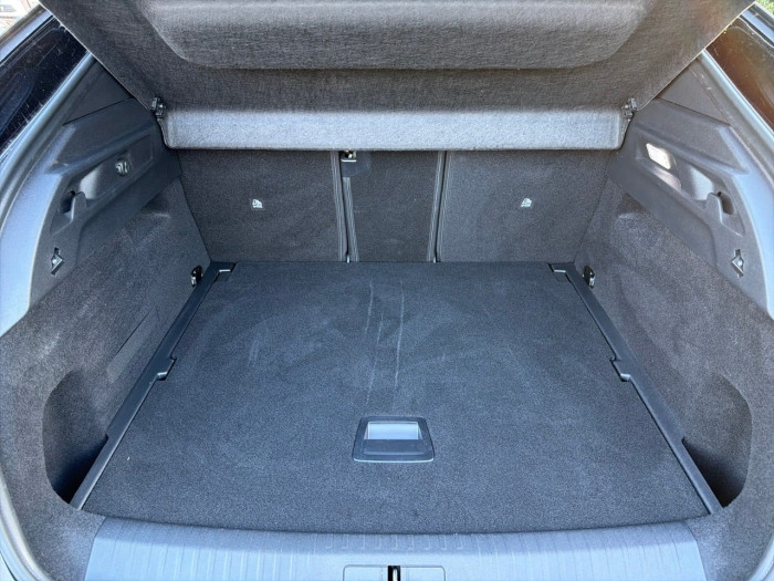Peugeot 3008 Hybrid 136 e-DCS6 GT