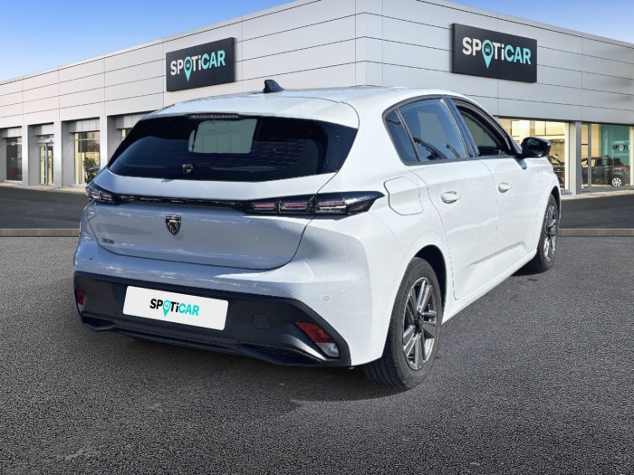 Peugeot 308 Hybrid 136 e-DCS6 Active Pack