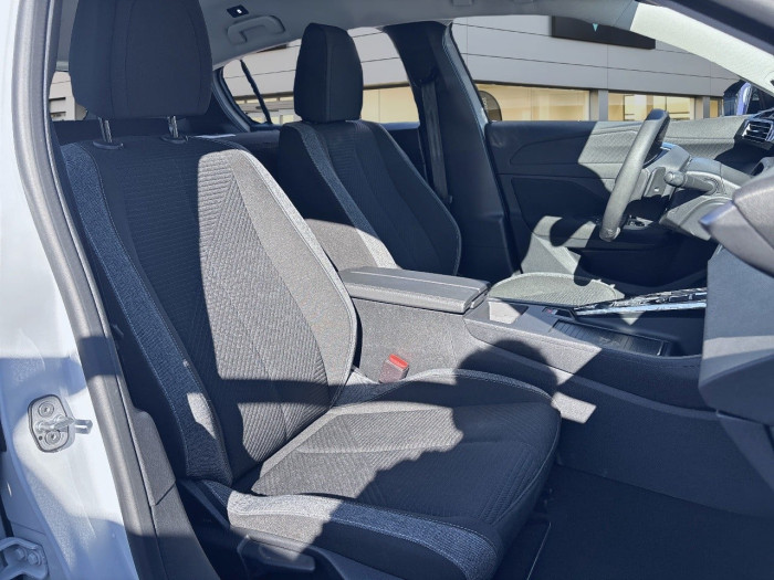 Peugeot 308 Hybrid 136 e-DCS6 Active Pack