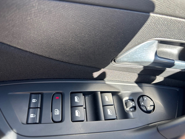 Peugeot 308 Hybrid 136 e-DCS6 Active Pack
