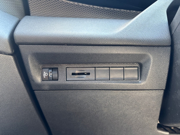 Peugeot 308 Hybrid 136 e-DCS6 Active Pack