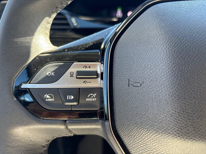 Peugeot 308 Hybrid 136 e-DCS6 Active Pack