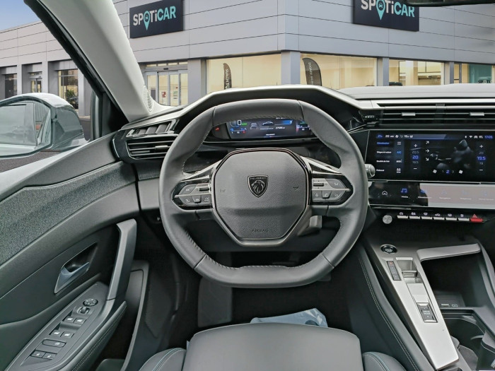 Peugeot 408 PHEV 180 e-EAT8 Allure