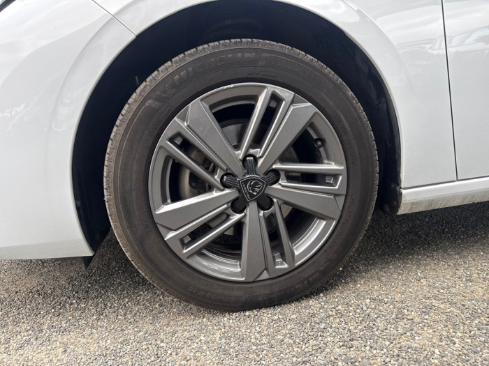 Peugeot 308 PureTech 130ch S&S BVM6 Active Pack