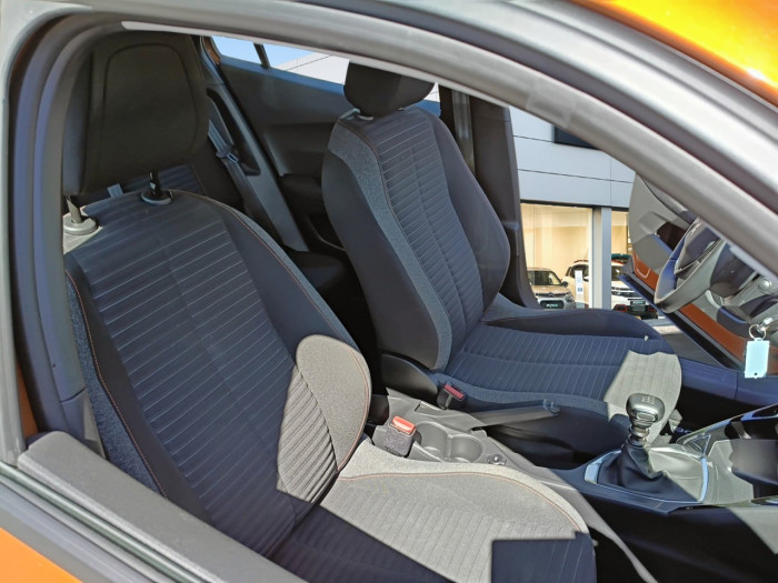 Peugeot 2008 PureTech 100 S&S BVM6 Active