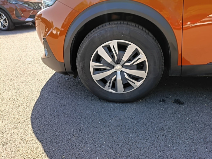Peugeot 2008 PureTech 100 S&S BVM6 Active