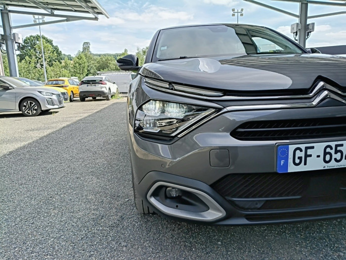 Citroën C4 BlueHDi 130 S&S EAT8 Shine