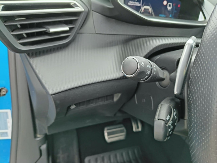 Peugeot 2008 BlueHDi 130 S&S EAT8 GT