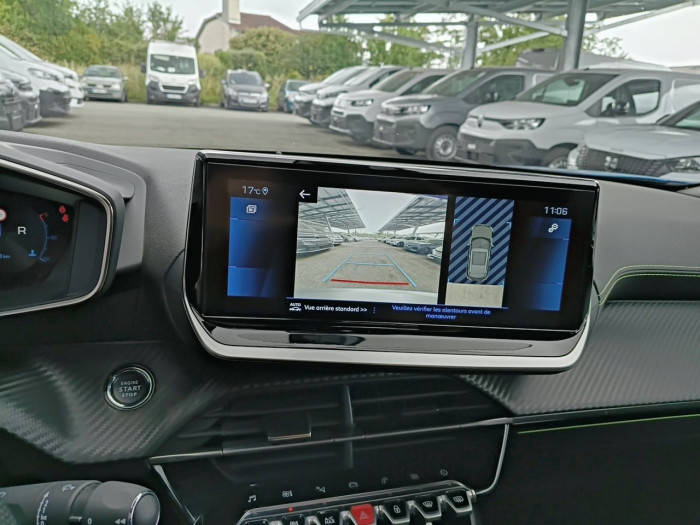 Peugeot 2008 BlueHDi 130 S&S EAT8 GT