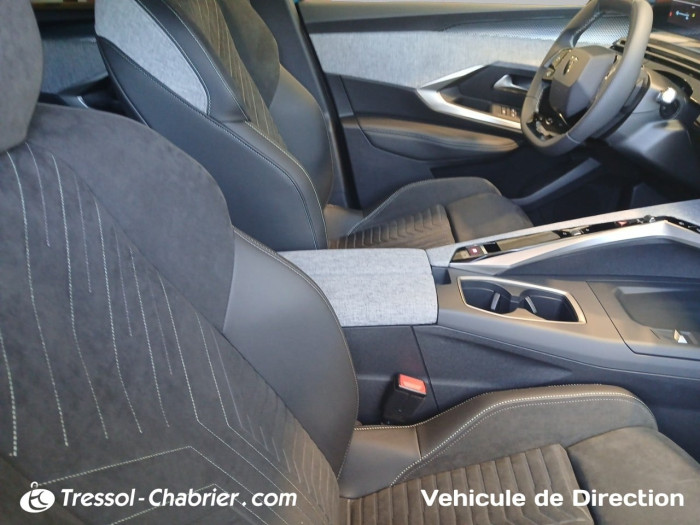Peugeot 5008 Nouveau Plug-in Hybrid 225 ch e-DCS7 GT