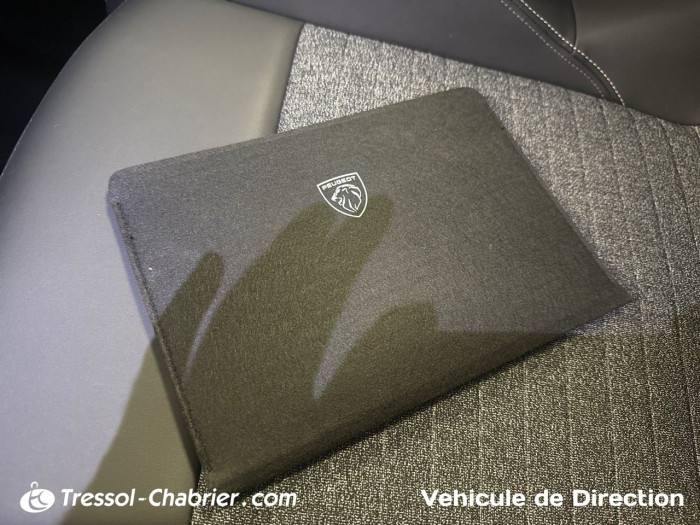 Peugeot 3008 Plug-in Hybrid 195 e-DCS7 Allure