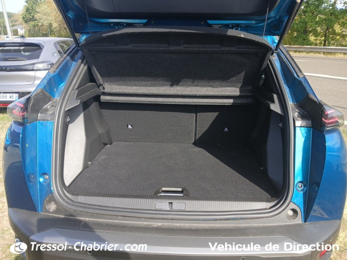 Peugeot 2008 Nouveau Hybrid 145 e-DCS6 GT