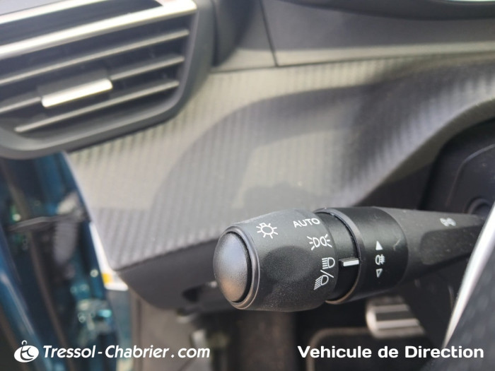 Peugeot 2008 Nouveau Hybrid 145 e-DCS6 GT