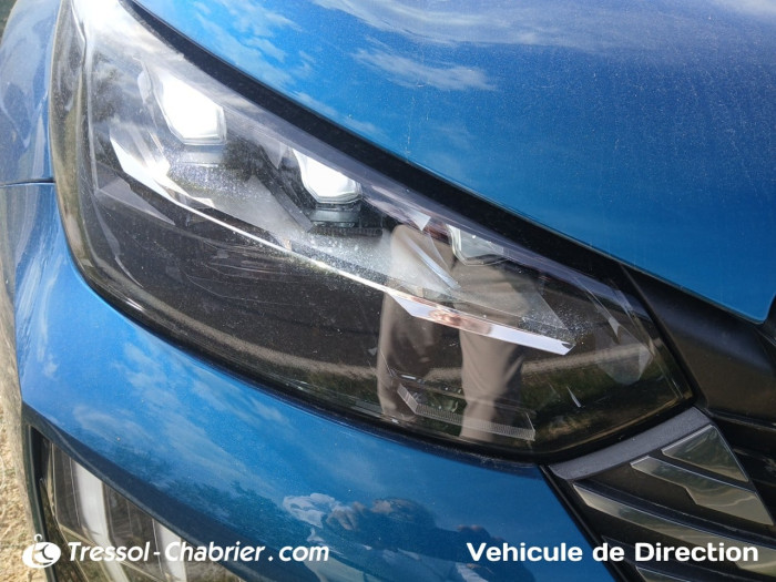 Peugeot 2008 Nouveau Hybrid 145 e-DCS6 GT