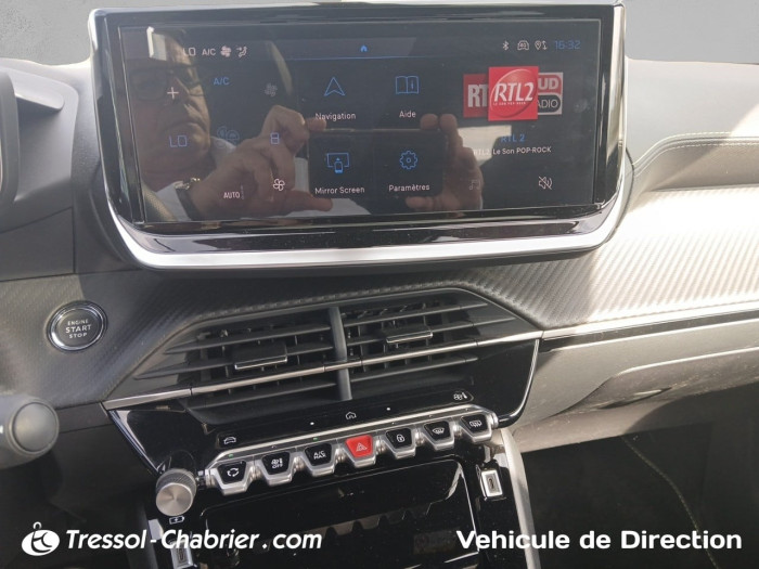 Peugeot 2008 Nouveau Hybrid 145 e-DCS6 GT