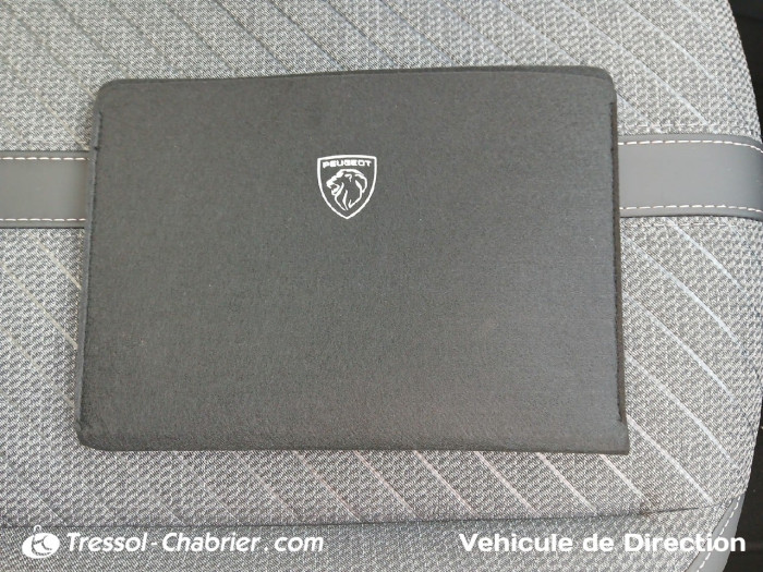 Peugeot 2008 ELECTRIQUE Nouveau 156 ch batterie 54 kwh Allure