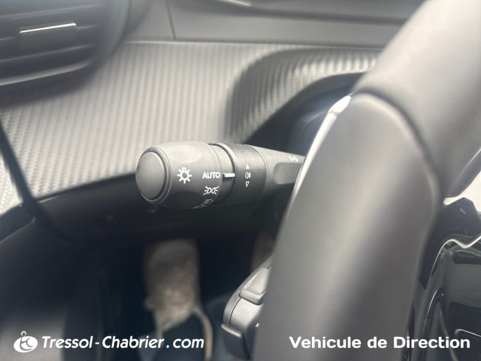 Peugeot 2008 HYBRID 145E E-DCS6 Allure