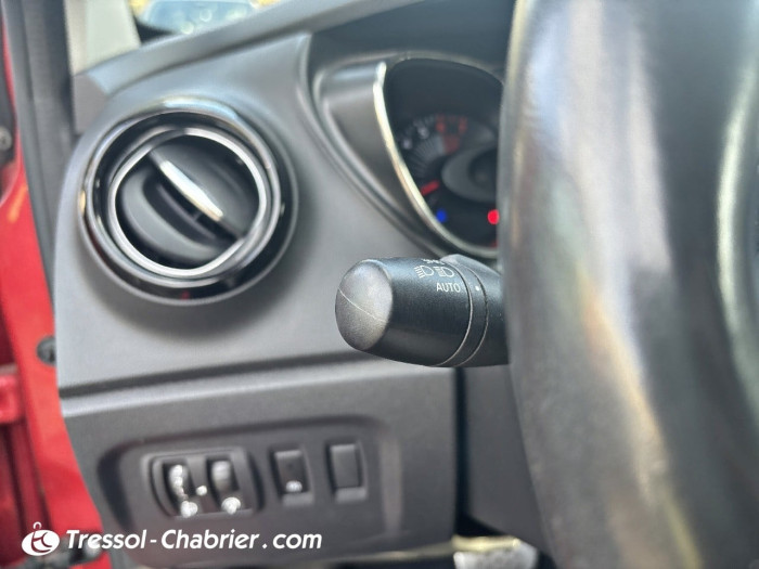 Renault CAPTUR TCe 120 Energy Intens EDC