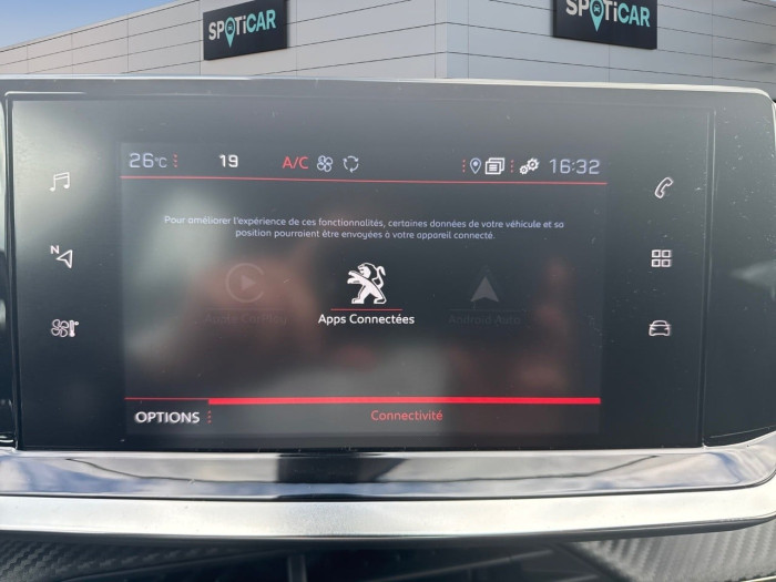 Peugeot 2008 PureTech 130 S&S EAT8 GT