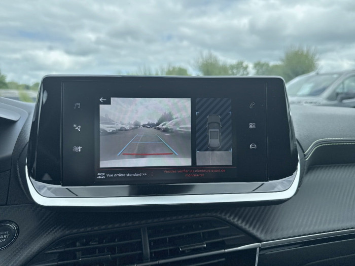 Peugeot 2008 PureTech 130 S&S EAT8 GT