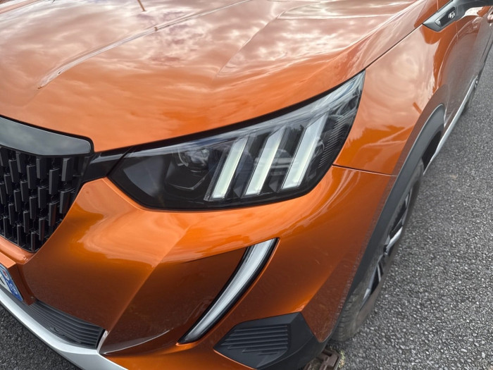 Peugeot 2008 PureTech 130 S&S EAT8 GT