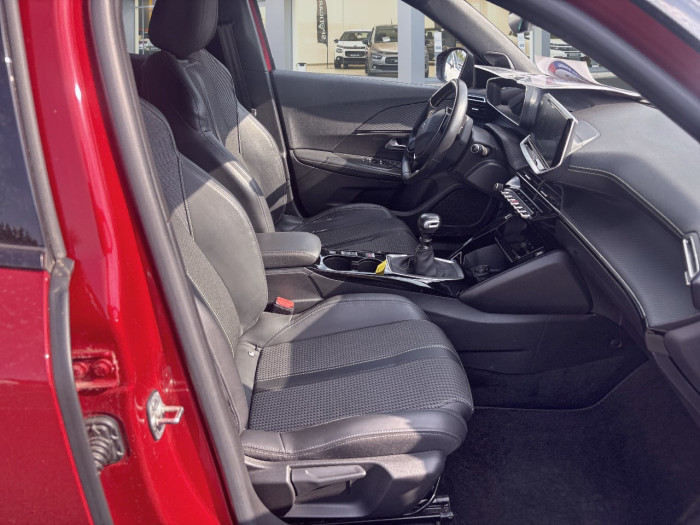Peugeot 2008 BlueHDi 110 S&S BVM6 GT