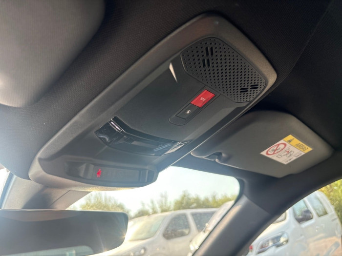 Peugeot 2008 BlueHDi 110 S&S BVM6 GT